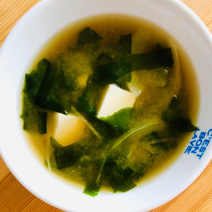 豆腐とわかめと玉ねぎの味噌汁 レシピ 作り方 By きのこのみみ 楽天レシピ 豆腐とわかめと玉ねぎの味噌汁 レシピ 作り方 By きのこのみみ 楽天レシピ